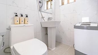 Goseong Leumeleu63 Pension