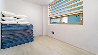 Goseong Leumeleu63 Pension