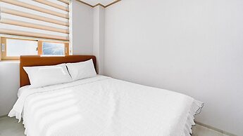 Goseong Leumeleu63 Pension