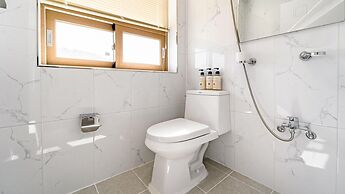 Goseong Leumeleu63 Pension