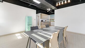 Goseong Leumeleu63 Pension