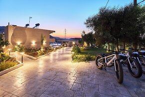 Mila Malia Suites