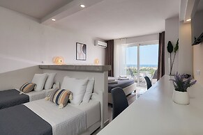 Mila Malia Suites