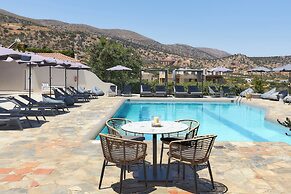 Mila Malia Suites