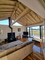 Immaculate 4-bed Private Luxury Lodge Near York