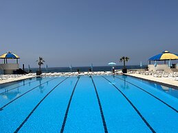 Gondola marine resort