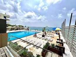 Gondola marine resort