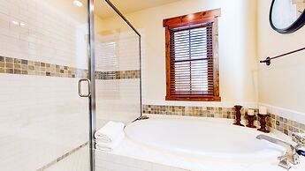 Snowcreek Vi The Lodges #1122 3 Bedroom Condo by Redawning