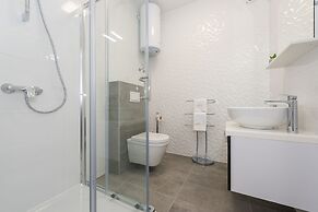 Villa Magnifica Apartments with pool