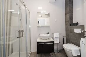 Villa Magnifica Apartments with pool