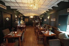 Port Na Craig Inn