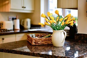 Just Stay Wales - Castle Square Cottage