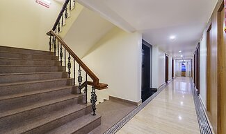 Treebo Aaravi Residency, 800 Mtrs From Promenade Beach