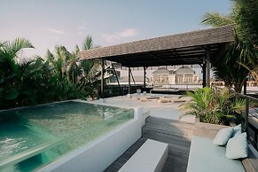 Baliwood Residence Villas by BREIG