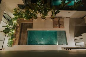 Baliwood Residence Villas by BREIG