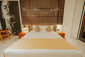 Baliwood Residence Villas by BREIG