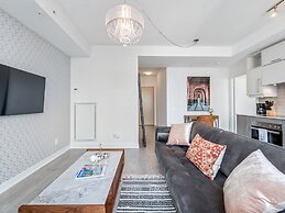 Stallion Suites - Entertainment District