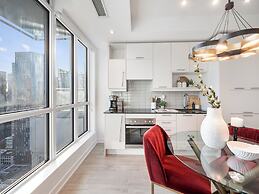 Stallion Suites - Entertainment District