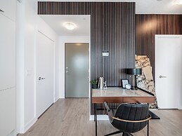 Stallion Suites - Entertainment District