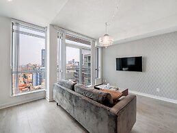 Stallion Suites - Entertainment District