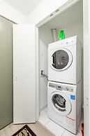 Stallion Suites - Entertainment District