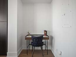 Stallion Suites -  Downtown Toronto