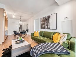 Stallion Suites -  Downtown Toronto