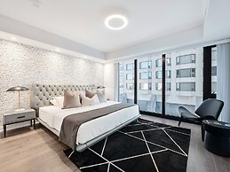Stallion Suites Yorkville