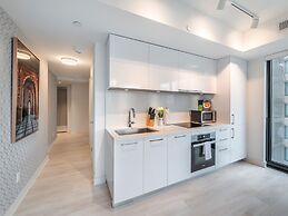 Stallion Suites Yorkville