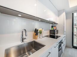 Stallion Suites Yorkville