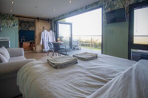 Langland Bay Lookout - Cabin - Landimore
