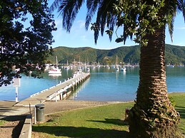Beachside Sunnyvale Motel