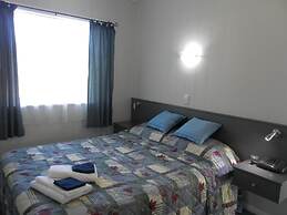 Beachside Sunnyvale Motel