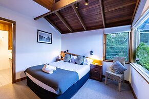 The Oasis Apartments and Treetop Houses