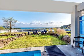 Jeju Bom Stay & Art Gallery