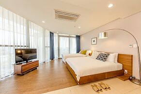 Jeju Bom Stay & Art Gallery