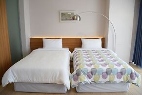 Jeju Bom Stay & Art Gallery