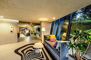 Jeju Bom Stay & Art Gallery