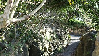 Jeju Bom Stay & Art Gallery