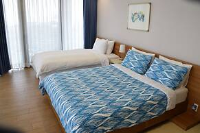 Jeju Bom Stay & Art Gallery