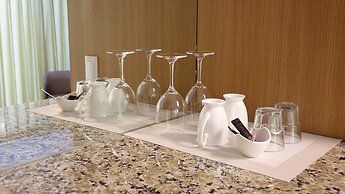 Jeju Bom Stay & Art Gallery