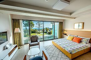 Jeju Bom Stay & Art Gallery