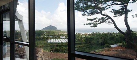 Jeju Bom Stay & Art Gallery