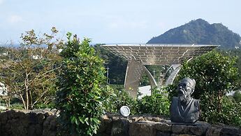 Jeju Bom Stay & Art Gallery