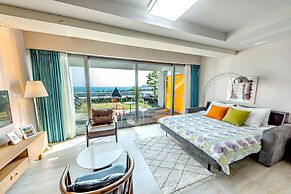 Jeju Bom Stay & Art Gallery