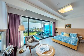 Jeju Bom Stay & Art Gallery