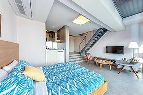 Jeju Bom Stay & Art Gallery