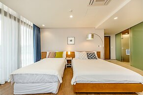 Jeju Bom Stay & Art Gallery