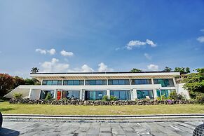 Jeju Bom Stay & Art Gallery