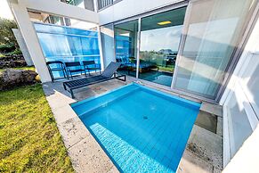 Jeju Bom Stay & Art Gallery